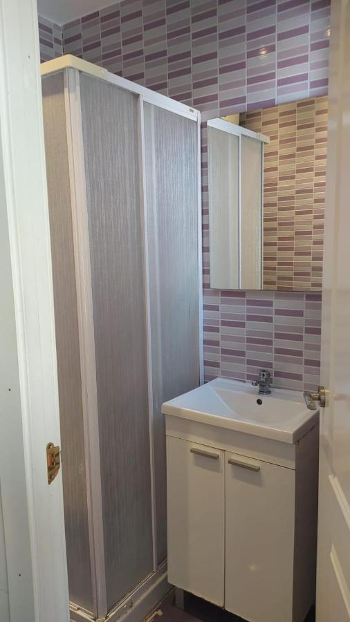 Apartamento En C. Maria Luisa 2 Dormitorios Madrid Bagian luar foto